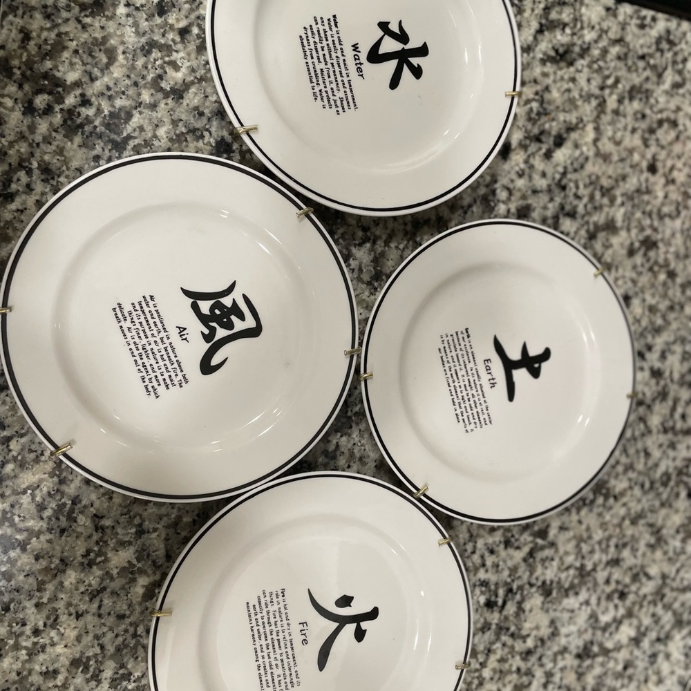 Nantucket decorative plates